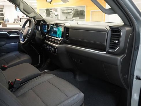 New 2026 Chevrolet Silverado 1500 LT image 33