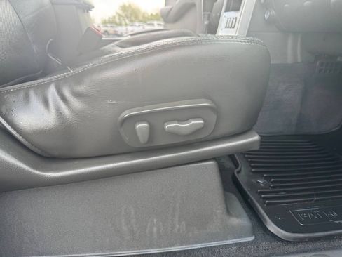 Used 2012 Nissan Pathfinder Silver RWD image 37