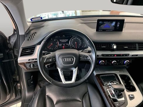 Used 2019 Audi Q7 2.0T Premium w/ Convenience Package AWD/4WD image 16