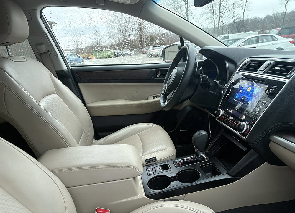 Used 2019 Subaru Outback 2.5i Limited w/ Popular Package #2 AWD/4WD image 5