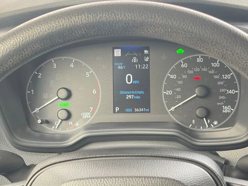 Used 2023 Toyota Corolla LE AWD/4WD image 29