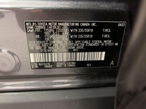 Used 2022 Toyota RAV4 XLE Premium image 20