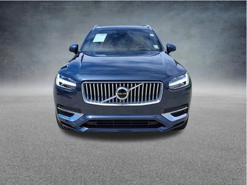 Certified 2024 Volvo XC90 T8 Ultimate w/ Protection Package Premier AWD/4WD image 3