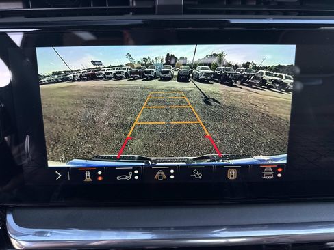 New 2026 GMC Sierra 1500 Denali Ultimate w/ LPO, Black Badging Package AWD/4WD image 32