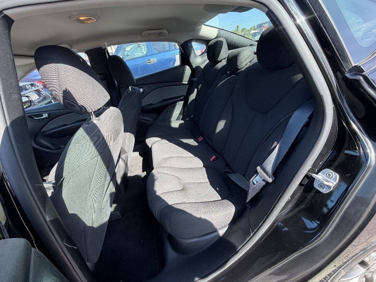 Used 2013 Dodge Dart SXT w/ SXT Special Edition Group FWD image 7