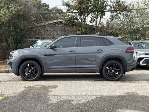 New 2026 Volkswagen Atlas Cross Sport SEL R-Line AWD/4WD image 7