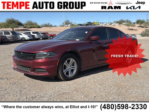 Used 2022 Dodge Charger SXT image 1
