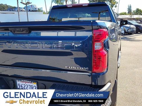 Used 2023 Chevrolet Silverado 1500 Custom image 7