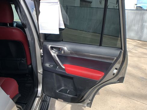 Used 2023 Lexus GX 460 Premium image 26