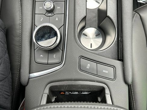 Used 2025 Cadillac XT5 Premium Luxury w/ LPO, Floor Liner Package image 32