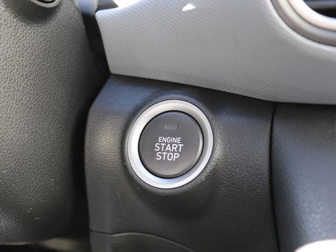 Used 2021 Hyundai Kona Ultimate FWD image 11