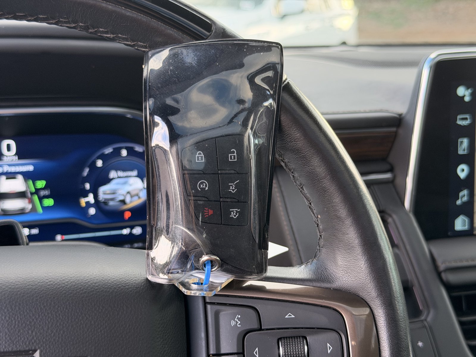 Used 2024 Chevrolet Tahoe High Country w/ Advanced Technology Package AWD/4WD image 38