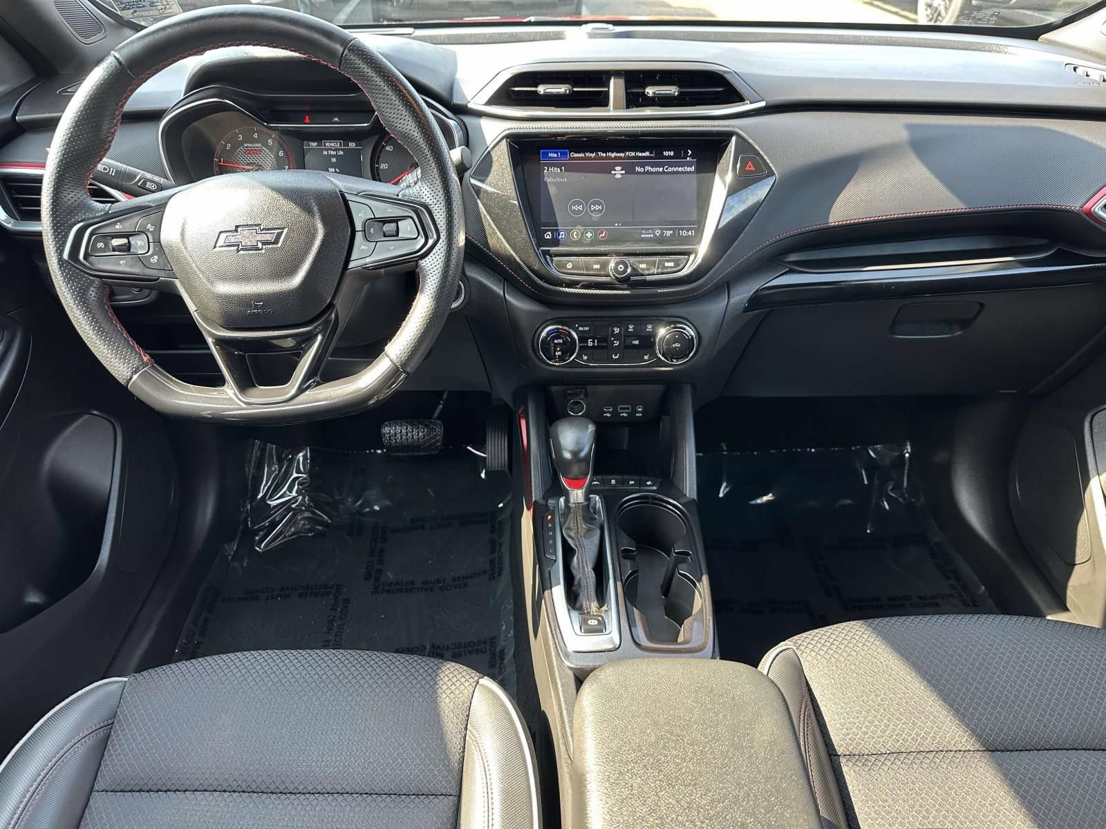 Used 2023 Chevrolet TrailBlazer RS w/ Convenience Package FWD image 9