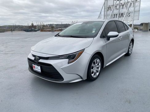 Certified 2024 Toyota Corolla LE image 5