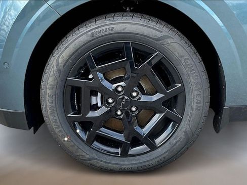 New 2026 Kia Carnival SX Prestige FWD image 9