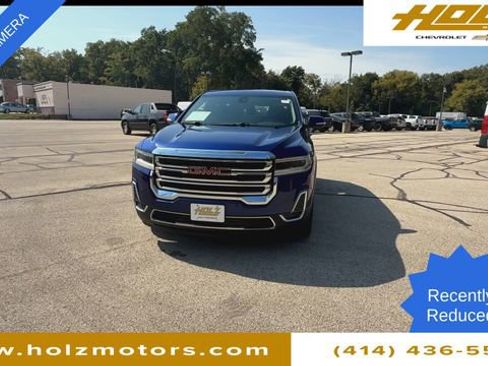 Certified 2023 GMC Acadia SLE image 3