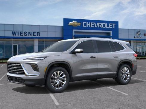 Used 2026 Buick Enclave Preferred w/ Power Package AWD/4WD image 2