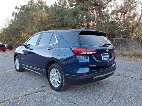 Used 2023 Chevrolet Equinox LT image 5
