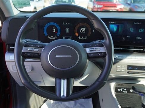 Used 2024 Hyundai Kona SEL image 26