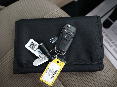 Used 2019 Ford F250 XLT w/ XLT Premium Package AWD/4WD image 55