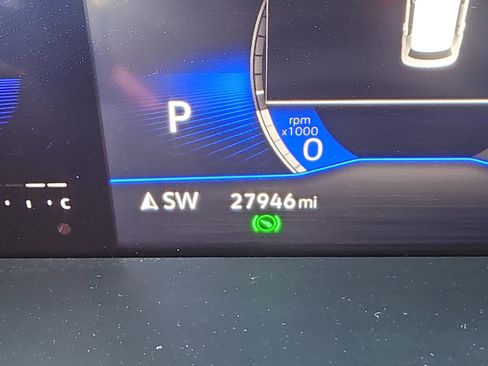 Certified 2023 Volkswagen Tiguan SE w/ Panoramic Sunroof Package image 7