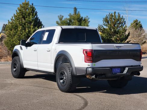 Used 2018 Ford F150 Raptor w/ Equipment Group 802A Luxury image 7