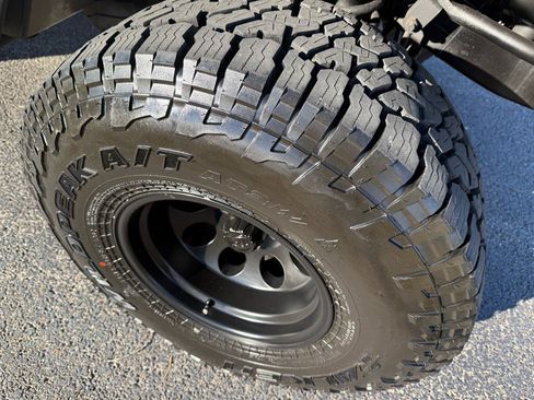 Used 2002 Jeep Wrangler X image 8