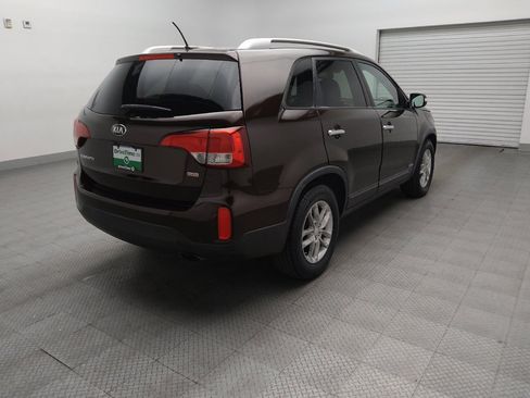 Used 2015 Kia Sorento LX AWD/4WD image 9