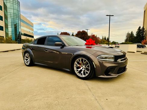 Used 2017 Dodge Charger R/T w/ Driver Confidence Group image 20