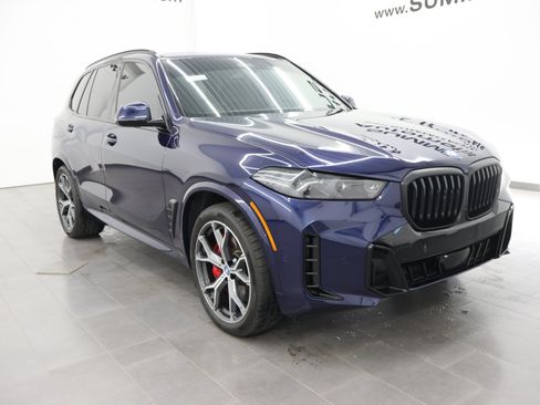 Used 2025 BMW X5 xDrive50e w/ Executive Package AWD/4WD image 2