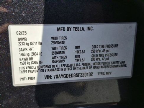 Used 2025 Tesla Model Y Long Range RWD image 22