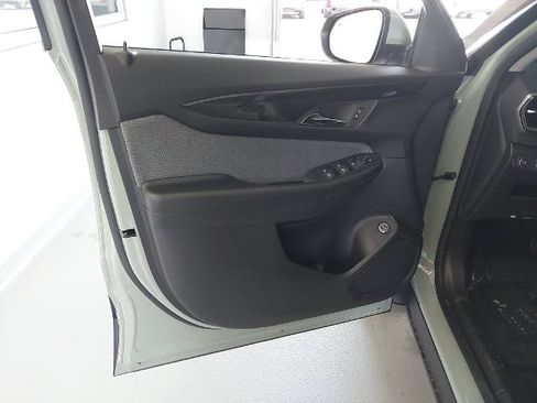 New 2026 Chevrolet TrailBlazer LT w/ Convenience Package FWD image 25