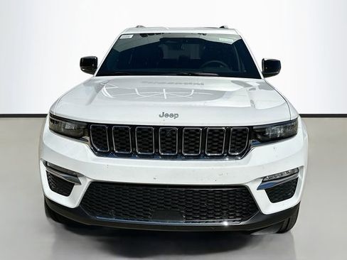 New 2025 Jeep Grand Cherokee Limited w/ Luxury Tech Group II image 4