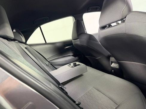 Used 2025 Toyota Corolla SE w/ SE Package FWD image 27