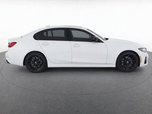 Used 2022 BMW 330e w/ M Sport Package RWD image 3