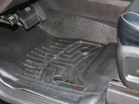 Used 2014 Chevrolet Silverado 1500 LTZ w/ LTZ Plus Package AWD/4WD image 37