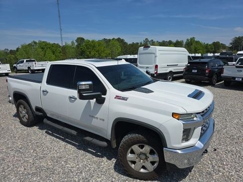 Used 2022 Chevrolet Silverado 2500 LTZ w/ LTZ Convenience Package image 2