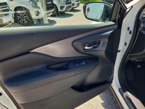 Certified 2023 Nissan Murano SL FWD image 23