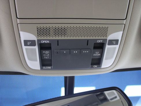 Used 2017 Acura RDX FWD image 35