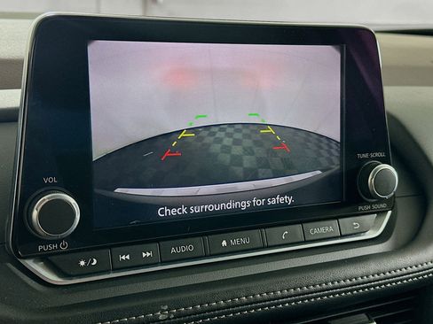 Used 2023 Nissan Rogue SV FWD image 21