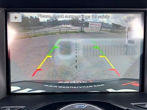 Used 2019 Ford Escape Titanium image 25