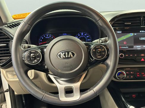 Used 2020 Kia Soul EX FWD image 20