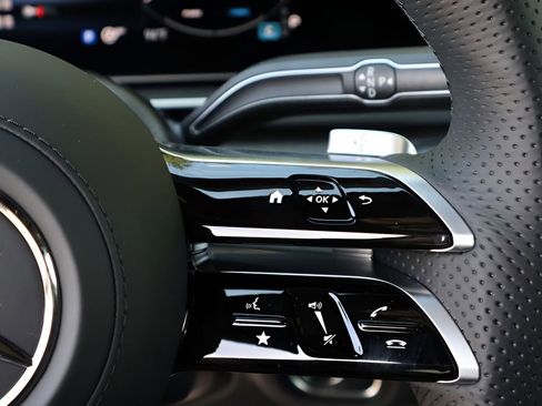 New 2026 Mercedes-Benz GLS 450 4MATIC image 33