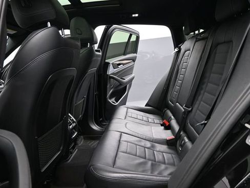 Used 2019 BMW X4 xDrive30i w/ Driving Assistance Package image 18