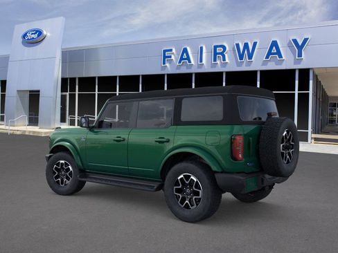 New 2025 Ford Bronco Outer Banks image 4