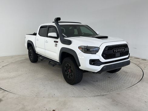 Used 2019 Toyota Tacoma TRD Pro w/ Desert Air Intake Package AWD/4WD image 6