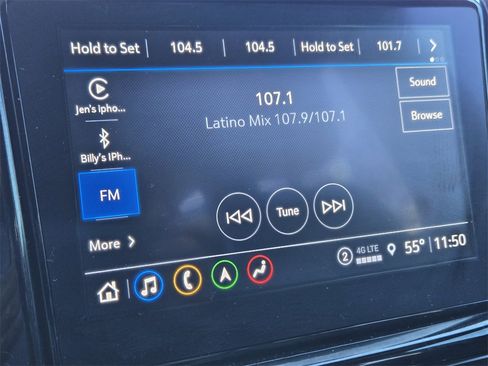 Used 2022 Chevrolet Traverse RS image 8