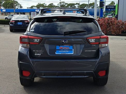 Used 2022 Subaru Crosstrek 2.5i Limited w/ Moonroof Package 2 image 8
