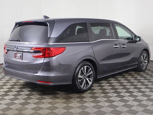 Used 2023 Honda Odyssey Touring image 13