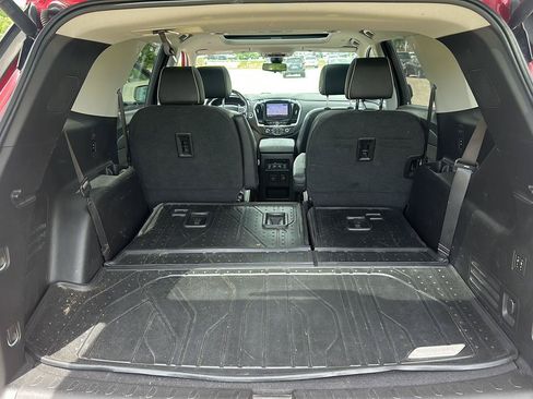Used 2020 Chevrolet Traverse High Country w/ LPO, Floor Liner Package AWD/4WD image 29